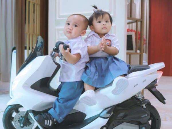 5 Bayi Artis Punya Banyak Fans, Ada yang Mirip Boneka sampai Bikin Gemas se-Indonesia