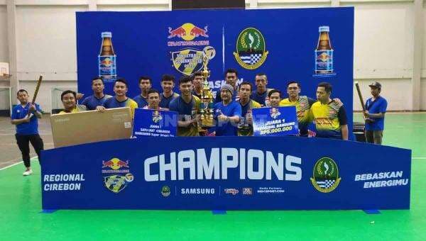 Menang Telak 3 Set, Karina Juarai Kratingdaeng Volleyball Gubernur Cup 2022 seri Bandung