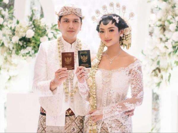 7 Artis Nikah dengan Mahar Fantastis di 2022, Pakai Mata Uang Asing dan Emas Ratusan Gram