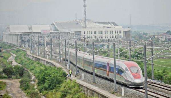 Kabar KA Argo Parahyangan Disinyalir Mau Berhenti Beroperasi Demi Kereta Cepat, Begini Tanggapan KAI