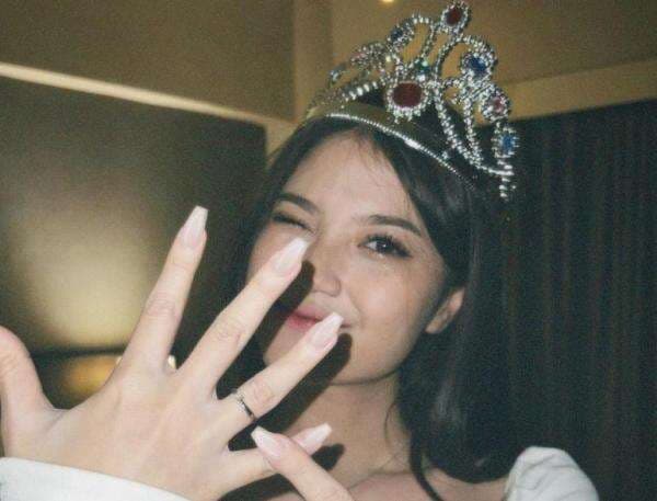 Mirriam Eka Dilamar Julian Jacob