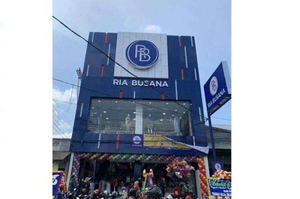 Hadir dengan Konsep Baru dan Modern di Slawi, Ria Busana Beri Nuansa Baru bagi Pelanggan