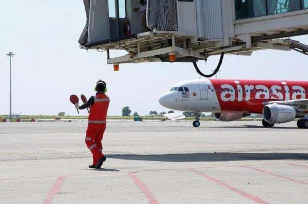 Cara Check In Air Asia Online lewat HP, Web dan Aplikasi Lengkap