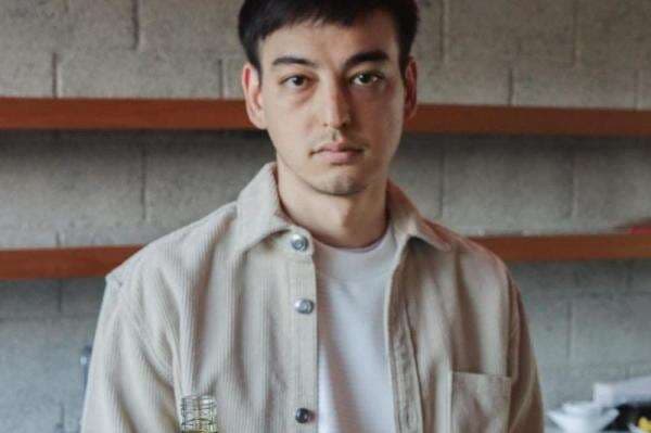 Lirik Lagu Before The Day Is Over - Joji dan Terjemahan