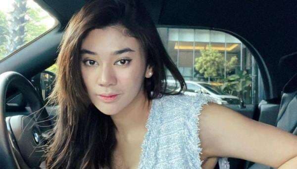 Clara Shinta Cuekin Gosip Pelakor