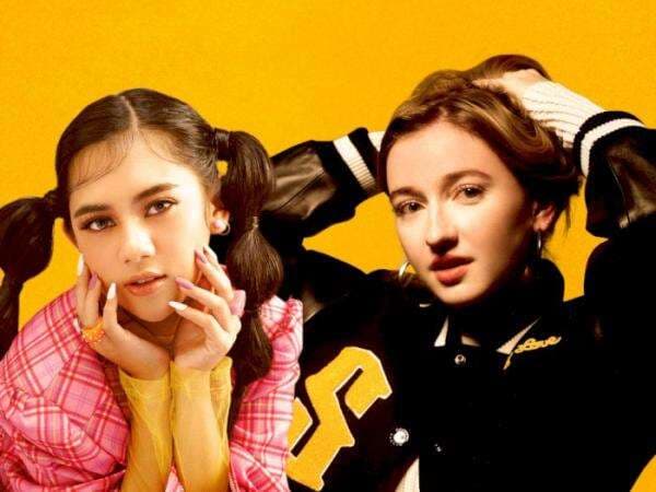 Stacey Ryan Kolab dengan Ziva Magnolya, Rilis 'Fall In Love Alone' Versi Duet