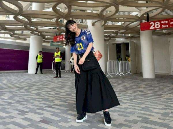 Intip Imutnya Paras Cantik Natsuki Yufu Pakai Jersey, WAGs Timnas Jepang!