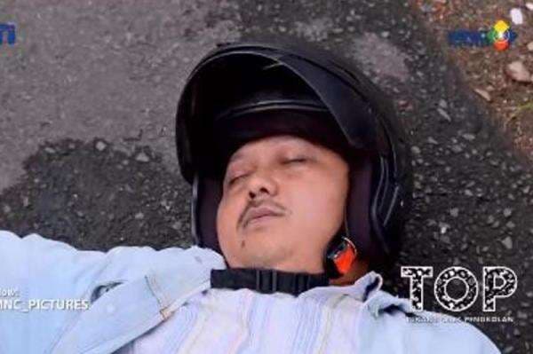 Link Live Streaming Tukang Ojek Pengkolan 7 Desember 2022: Sutisna Jatuh dari Motor, Babe Naim Teriak Minta Tolong
