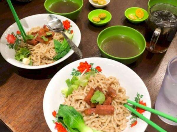 Bukan Bakmi Biasa! Sherina Munaf Jualan Bakmi Ayam Plant Based, Aman untuk Kaum Vegan