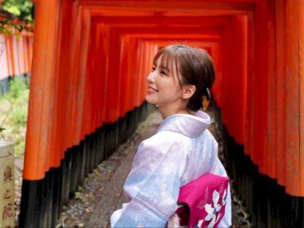 Beningnya 3 Potret Erina Mano WAGs Jepang Istrinya Gaku Shibasaki Jarang Disorot