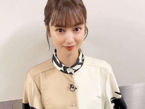 5 Gaya WAGs Jepang Istri Yuto Nagatomo si Mama Muda Manis