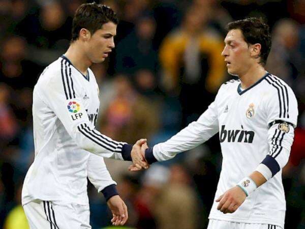 Ronaldo Pemain Terburuk Piala Dunia 2022, Mesut Ozil: Pengkritik Cuma Numpang Tenar