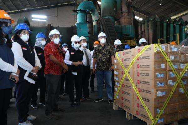 BPOM Musnahkan 192.000 Botol Obat Sirup Mengandung EG/DEG di Semarang