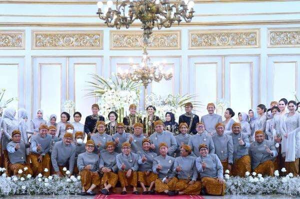 Mengenal Bridesmaid dan Groomsmen, Apa Saja Tugasnya?