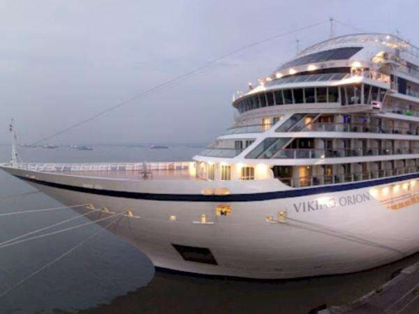 Di Surabaya North Quay, Kamu Bisa Menikmati Kapal Pesiar Cuma dengan Bayar Rp10 Ribu!