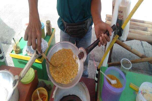 Hukum Sedekah dengan Dagangan yang Tak Laku, Begini Kata Buya Yahya