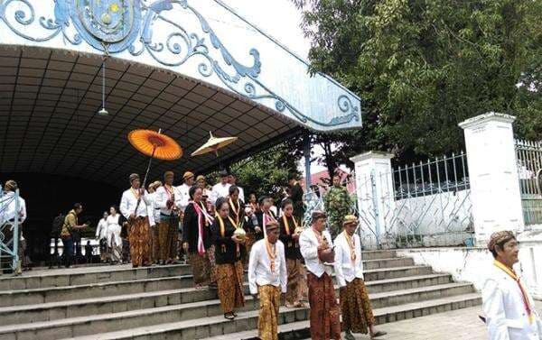 Keraton Solo Memanas Dipicu Adanya Dua Calon Raja