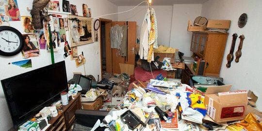Mengenal Hoarding Disorder, Kebiasaan Menimbun Barang Tidak Berguna