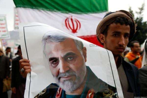 Rakyat Irak Gelar Aksi Unjuk Rasa Mengutuk AS atas Pembunuhan Abu Mahdi al-Muhandis dan Qassem Soleimani