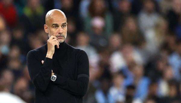 Tumbang dari Man United, Pep Guardiola Langsung `Serahkan` Gelar Juara Liga Inggris ke Arsenal