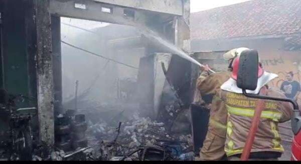 Ingat! Tangki Bensin Butuh ‘Perlakuan’ Khusus! Jangan Sampai Peristiwa di POM Mini Ini Terulang