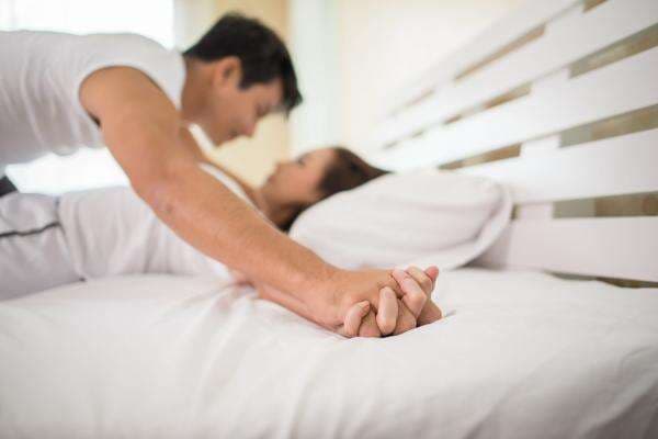 6 Alasan Laki-laki Suka Malas Foreplay, Anda yang Mana?