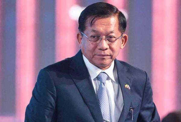 Junta Umumkan Darurat Militer di Daerah Konflik