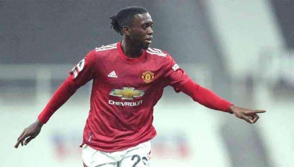 Meski Tampil Menawan, Bek Kanan Terbaik Manchester United Masih Bisa Dijual