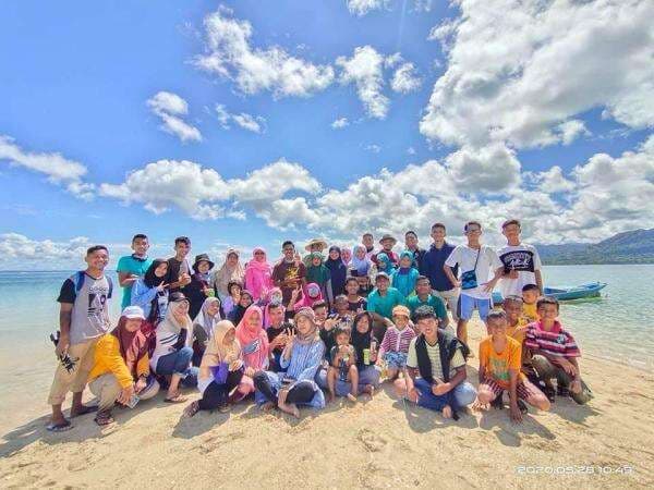 Pesona Pulau Bakealu Muna yang Tak Banyak Orang Tahu