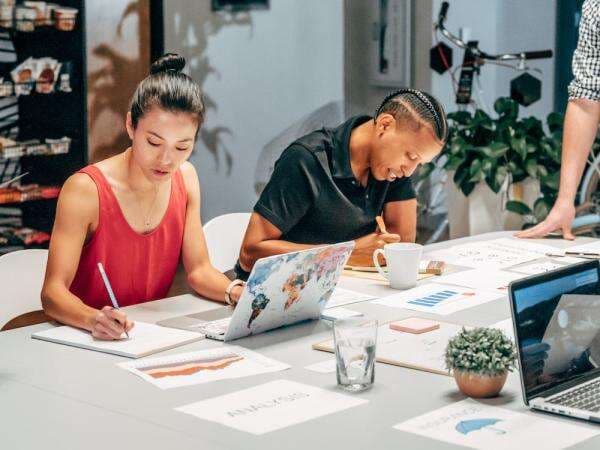 Apa Itu Minutes Of Meeting? Ini Cara Membuat MoM Dengan Benar!