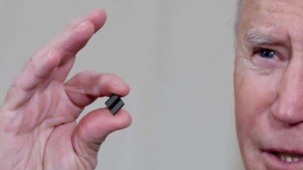 Mengapa AS dan China Perebutkan Cip?