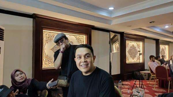Tulus Rahasiakan Teman Duetnya Di Lagu Adu Rayu Saat Konser Billion Songs Yovie Widianto &amp; His Friends Concert