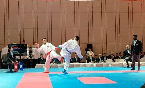 SEA Games: Pecah Telur, Karateka Sandi Firmansah Raih Emas Perdana Di Kamboja