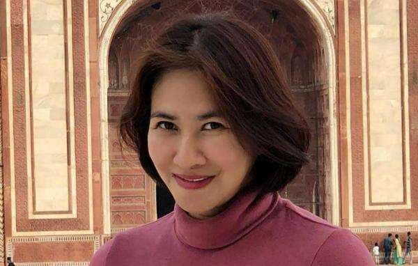 Sempat Diprotes Anak karena Dijuluki Bom Seks, Sekarang Yurike Prastika Dibanggakan