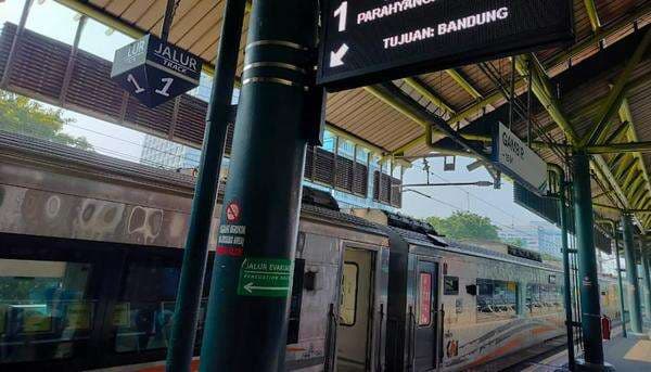 Info Penting Perubahan Jadwal Kereta Api dari Bandung, Kalian Harus Catat Nih..