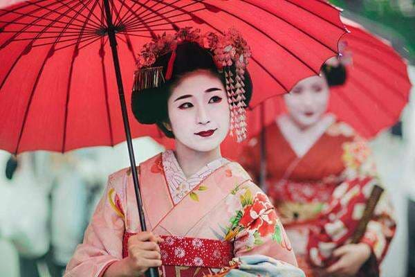 Bukan Budak Seks! 6 Fakta Geisha Di Jepang, Wanita Anggun Dan Terampil