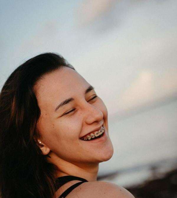 Profil Dahlia Poland, Tinggalkan Dunia Karier Demi Menikah Dengan Fandy Christian