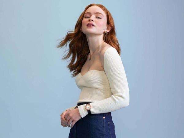 Terlihat Beda, Ini Penampilan Baru Sadie Sink dengan Rambut Mullet!