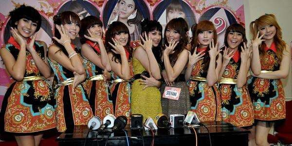 Diduga Sindir Sarwendah, Produser Cherrybelle Buka Suara soal Pernah Keluarkan Personel