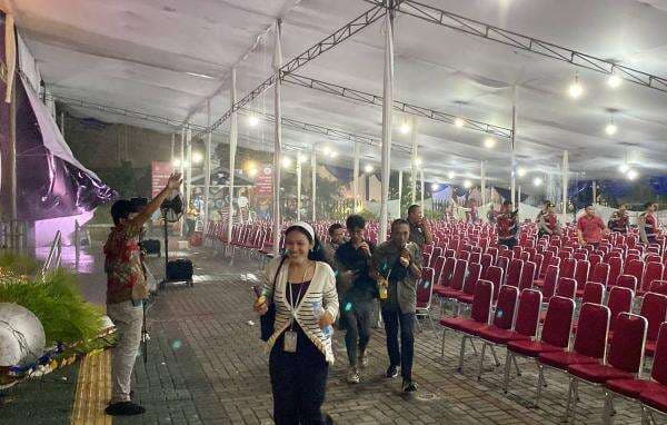 Meski Hujan Deras, Misa Natal di Katedral Jakarta Tetap Berlangsung Khidmat