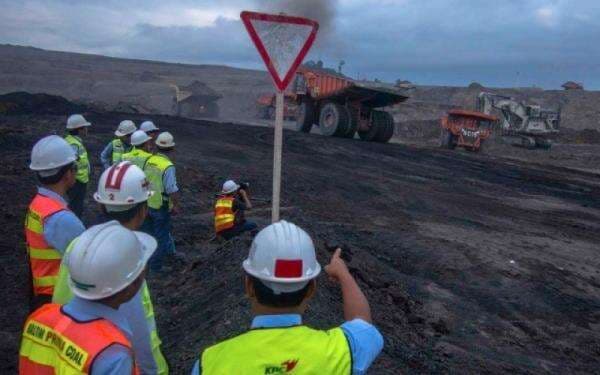 Saham BUMI Melaju Lagi, Analis Soroti Target Teknikal