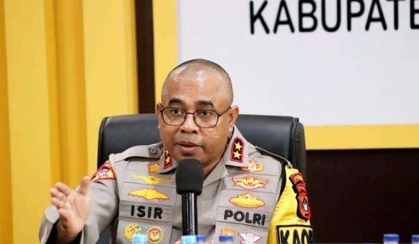 Rekam Jejak Mentereng Eks Ajudan Jokowi Irjen Johnny Eddizon Isir yang Kini Jadi Kadiv Humas Polri