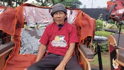 Cerita Penarik Lansia, Happy Dapat Becak Listrik dari Prabowo