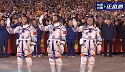 3 Astronot China Terdampar di Luar Angkasa Setelah Pesawatnya Dihantam Benda Misterius