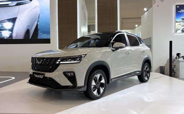 Wuling Alvez Terbaru Meluncur di GJAW 2025, Dibanderol Mulai Rp217 Juta