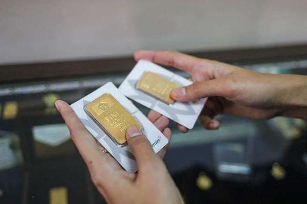 Harga Emas Antam (ANTM) Awal Pekan Turun Lagi Rp12 Ribu per Gram