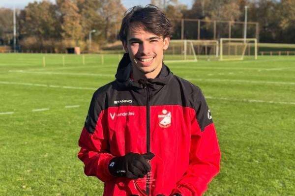 Tim Geypens Raih Penghargaan Gol Gol Terbaik FC Emmen
