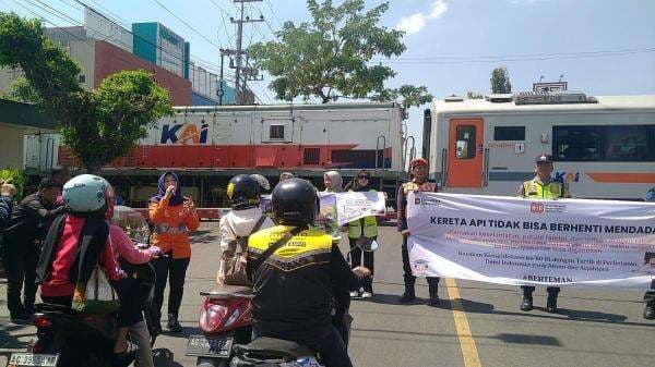 Hati-hati! 52 Perlintasan Kereta Api di Wilayah Daop 7 Madiun Tidak Dijaga