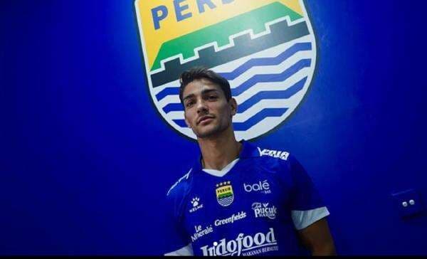 Bek Persib Bandung Federico Barba Resmi Gabung Pescara? Jurnalis yang Bocorkan Transfer Jay Idzes Buka Suara!