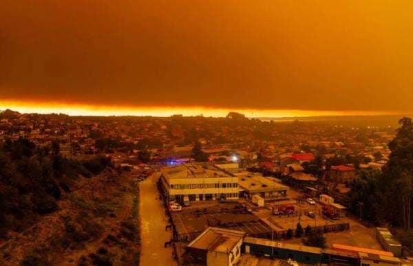 Kebakaran Dahsyat Landa Cile Tewaskan 19 Orang, Presiden Berlakukan Keadaan Darurat